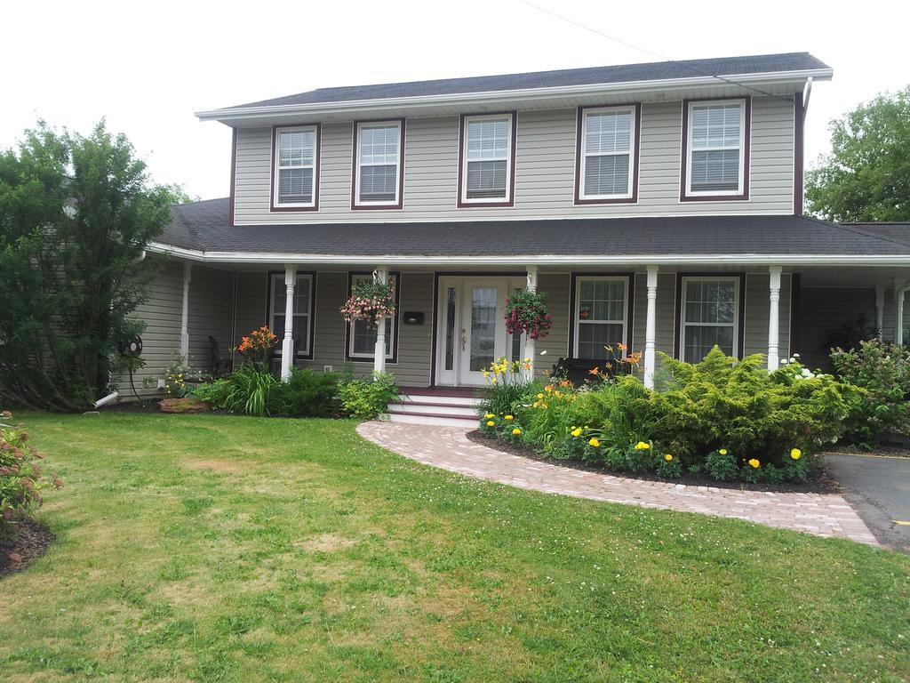 Driftwood Heights B&B サマーサイド エクステリア 写真