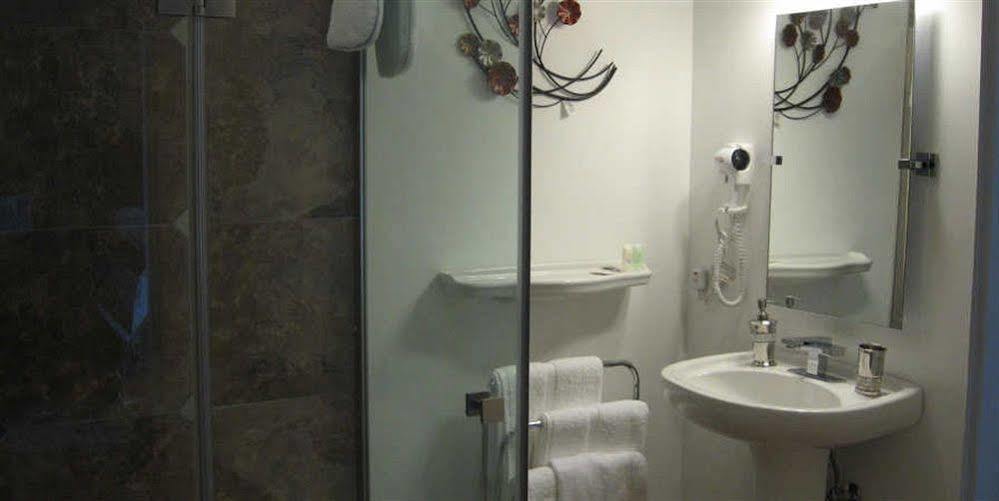 Driftwood Heights B&B サマーサイド エクステリア 写真